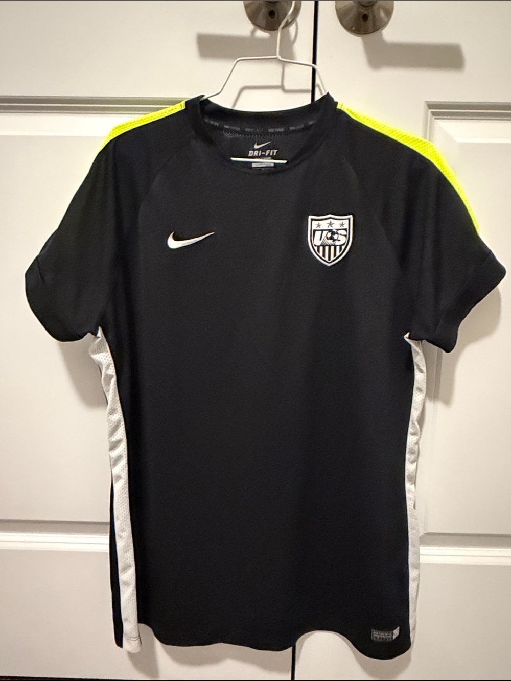 Nike Authentic Dri-FIT, XL soccer training jersey